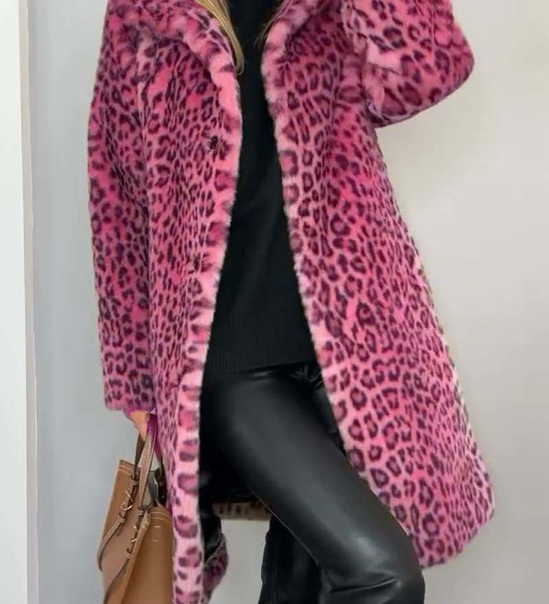 Leia - Pikk Leopardimustriga Mantel