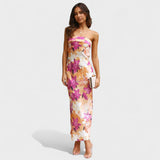 Carmen - Ilma varrukateta satiin Kleid
