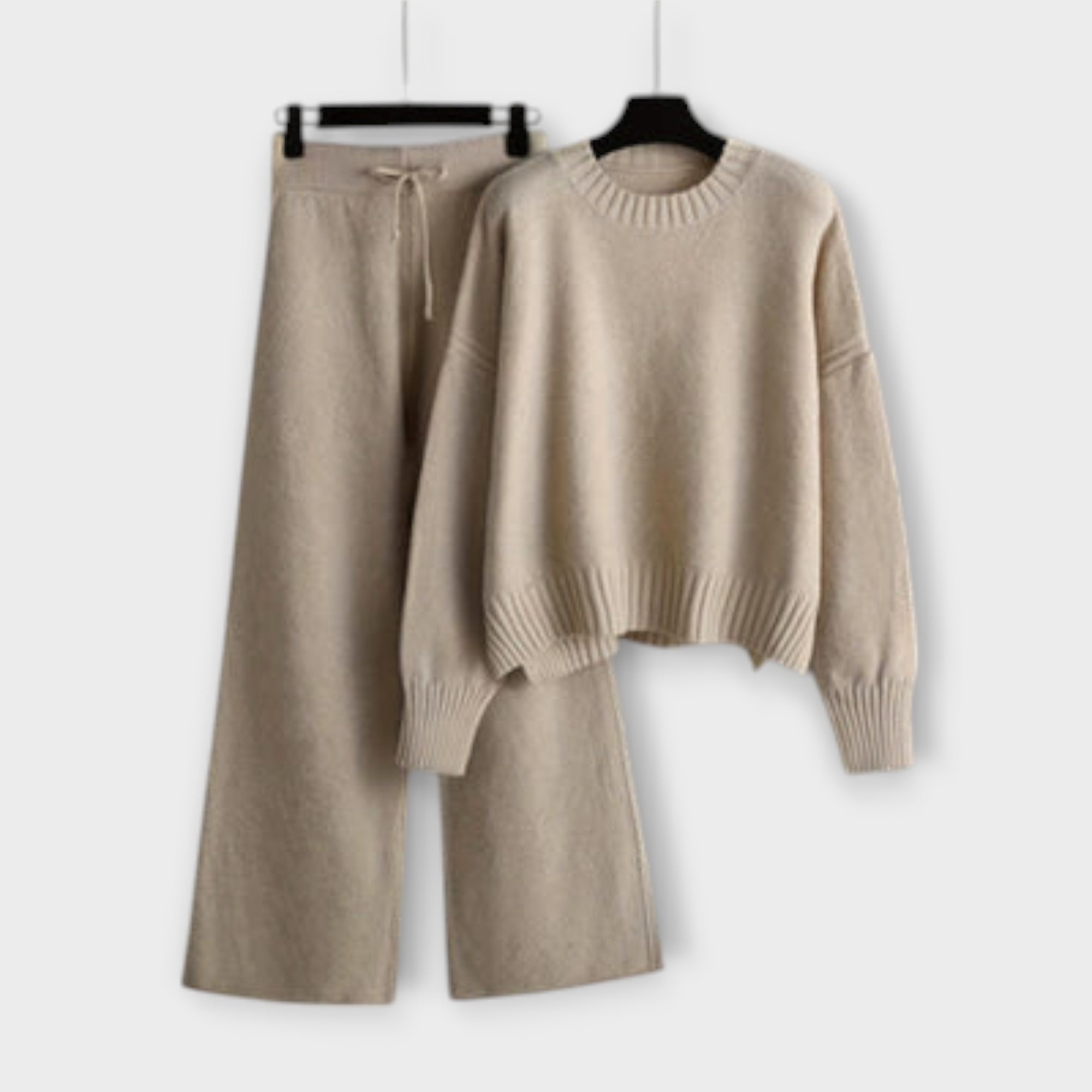 Estela - Tikkimisega casual komplekt
