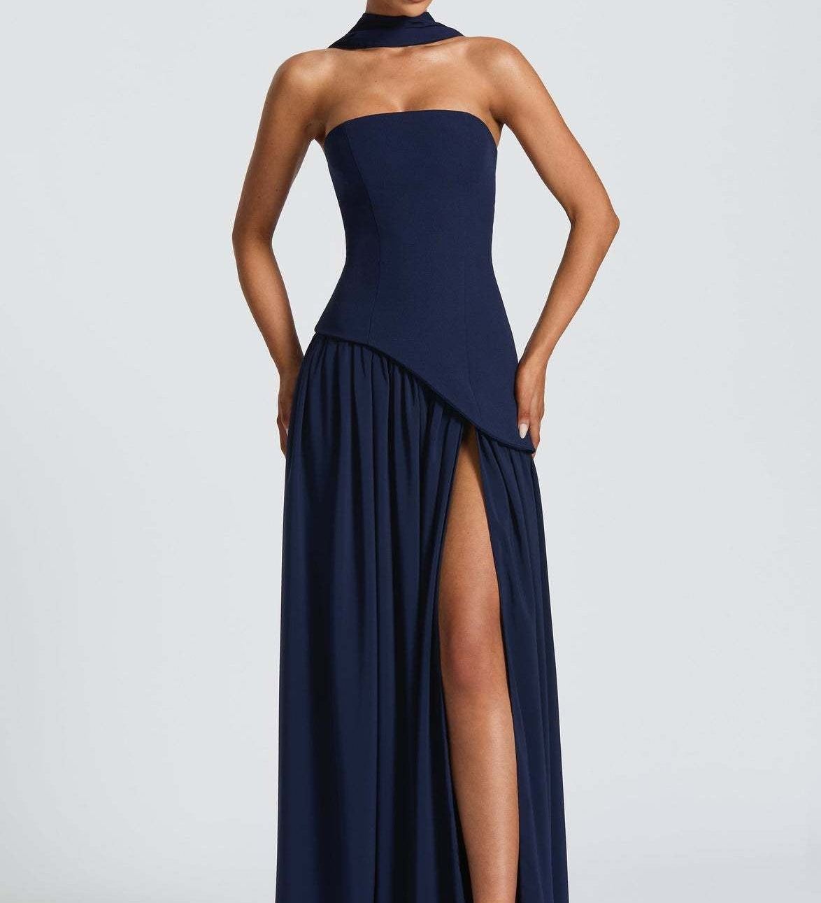Beatriz - Sofistikeeritud Pikk Kleid
