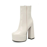 Carina - Üli kõrged platvormisaapad, mis kiirgavad šarmi ja enesekindlust