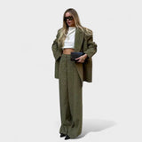 Ana - Elegantne Linnakostüüm